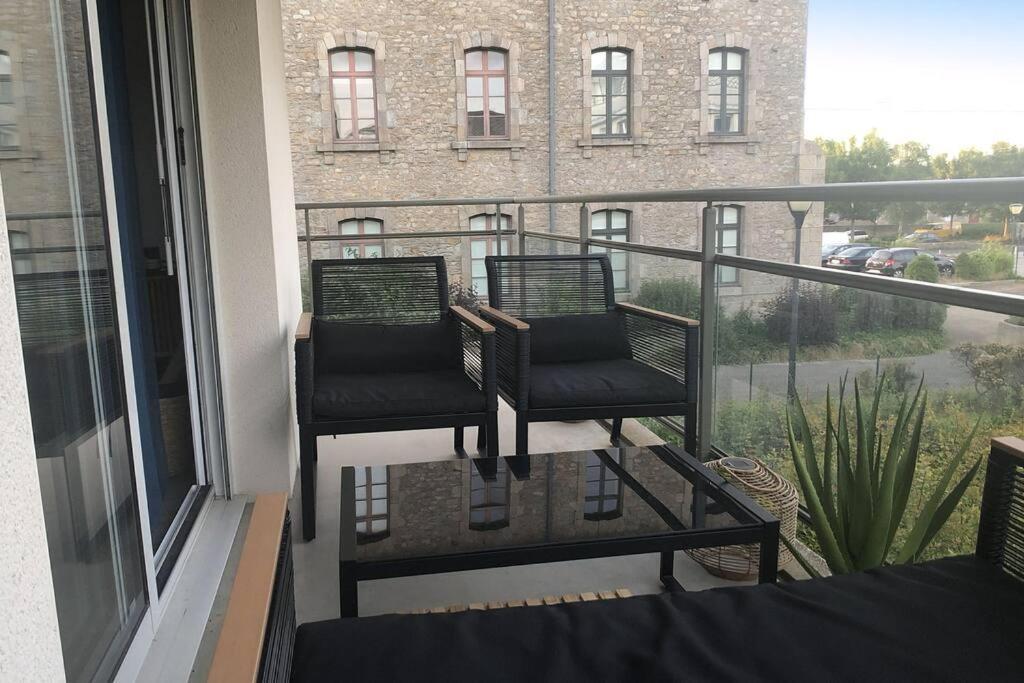 Appartement, Confort, Parking, Terrasse Динан Екстериор снимка